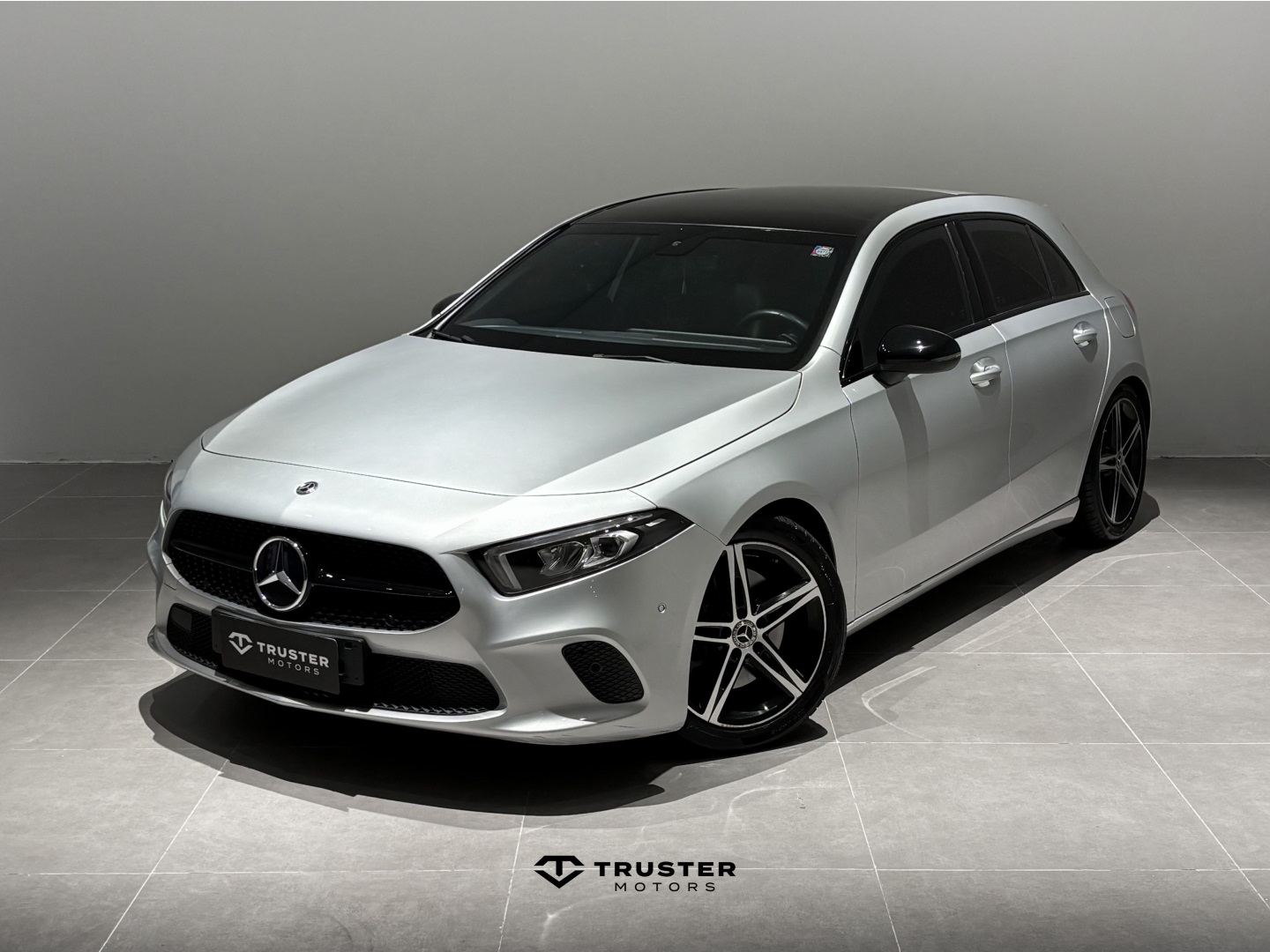 MERCEDES-BENZ A 250