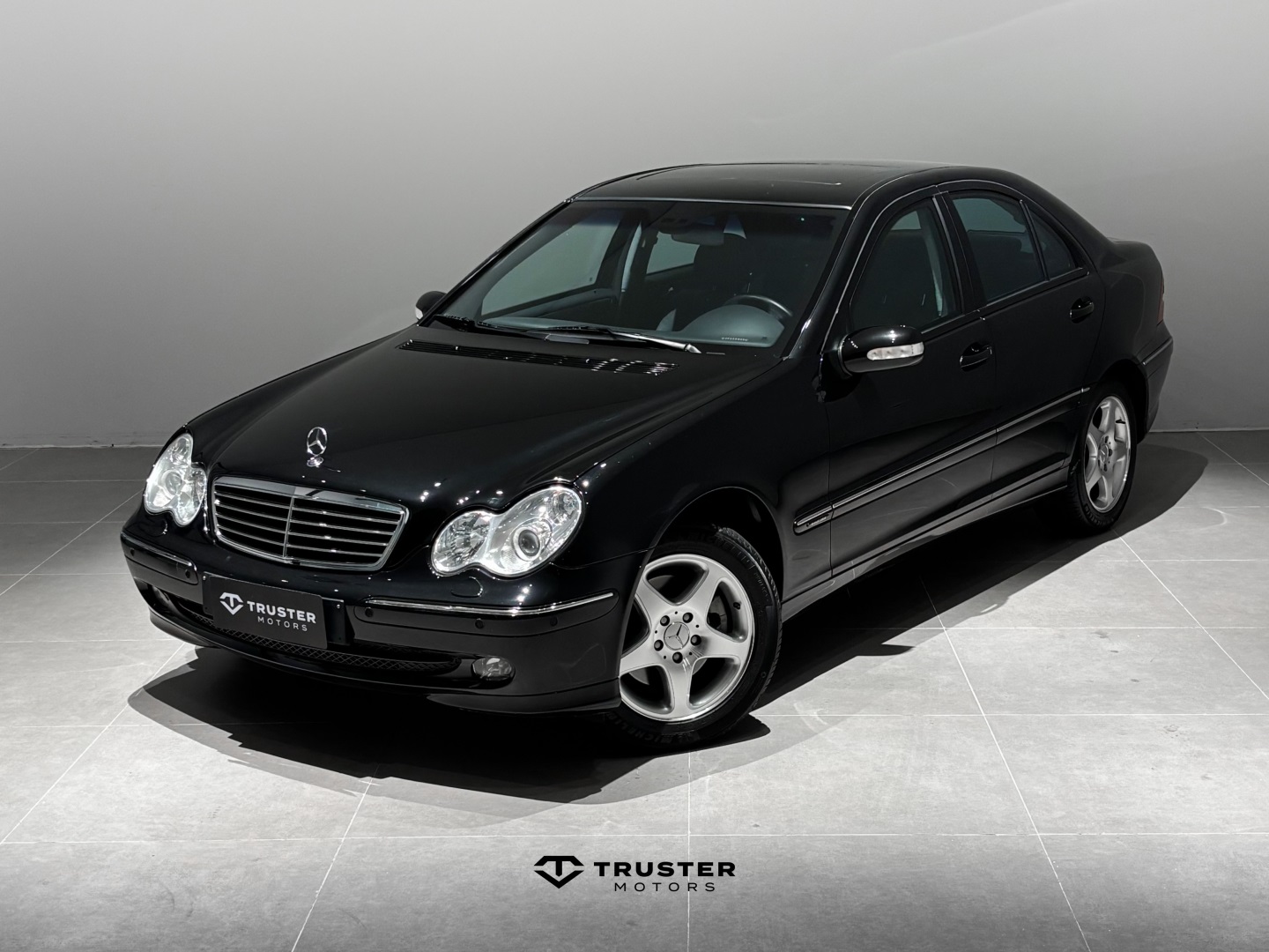 MERCEDES-BENZ C 320