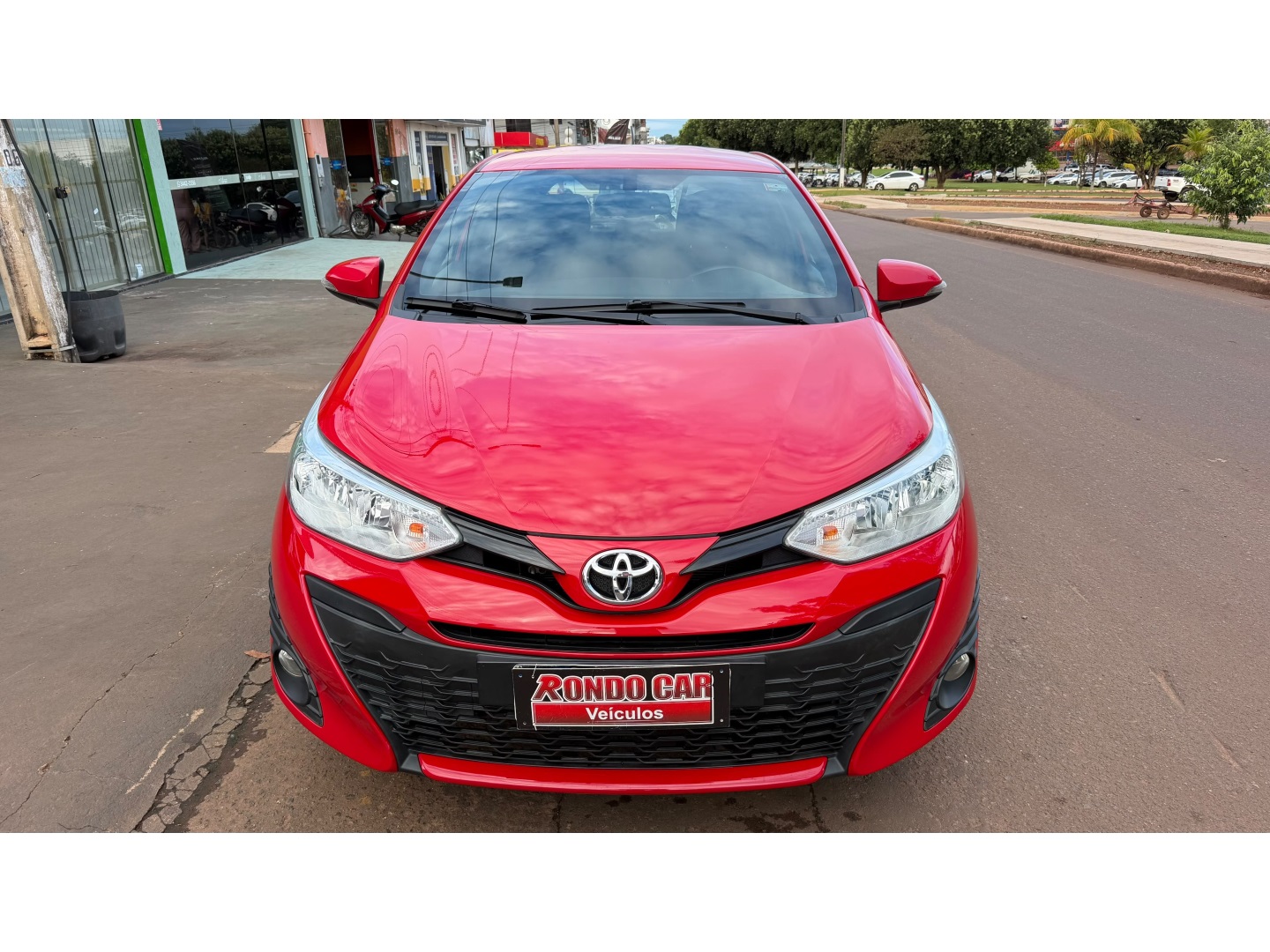 TOYOTA YARIS