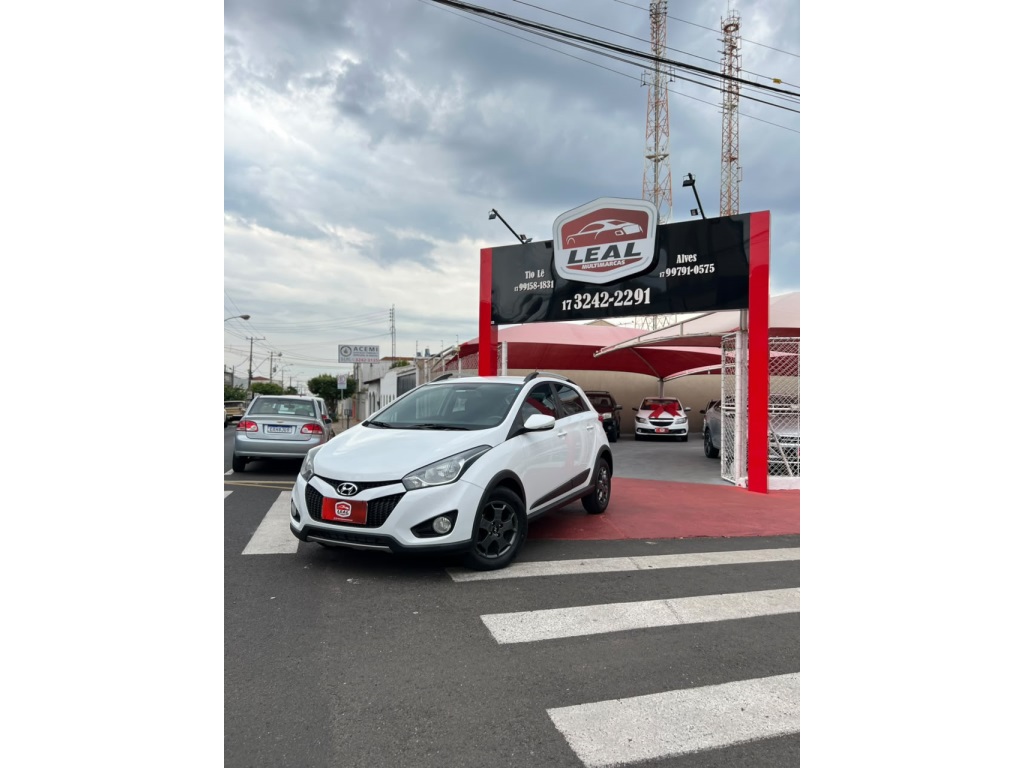 HYUNDAI HB20X 1.6 16V PREMIUM FLEX 4P MANUAL