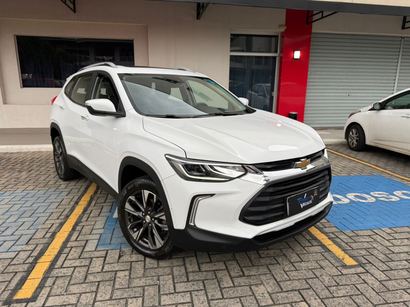 CHEVROLET TRACKER