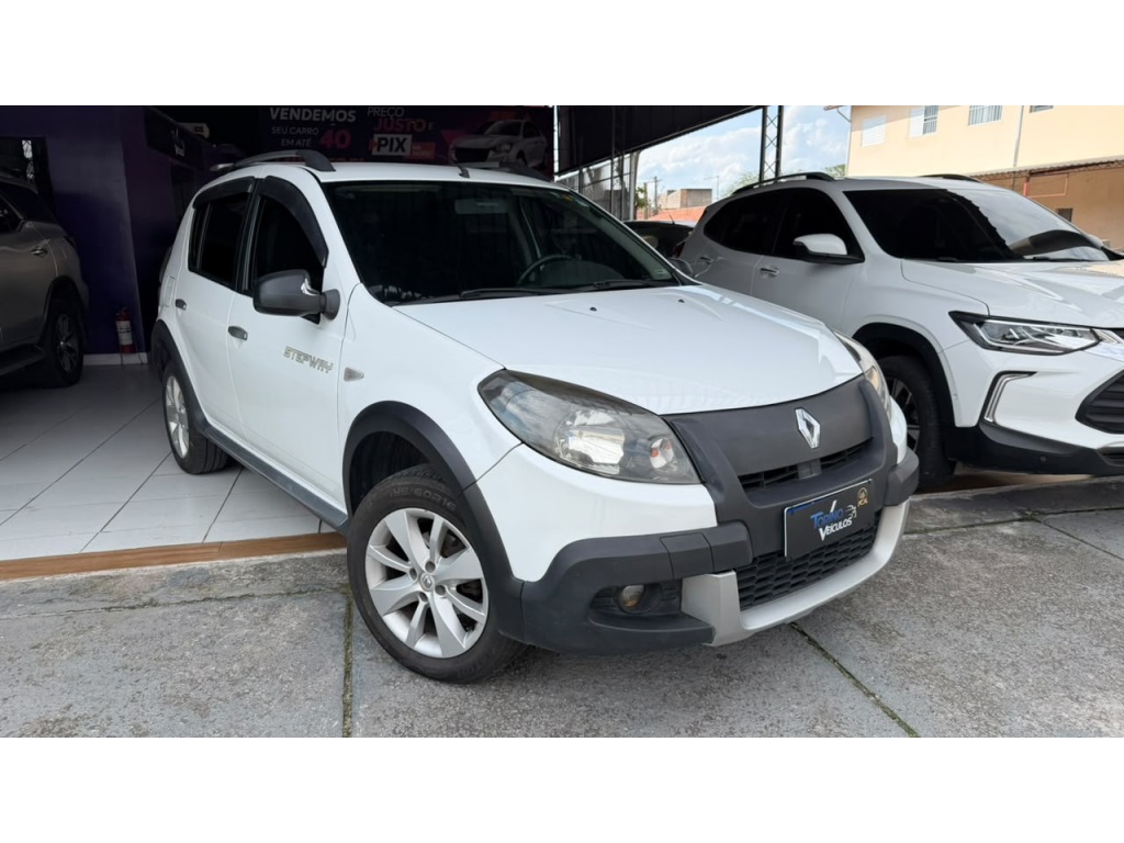 RENAULT SANDERO