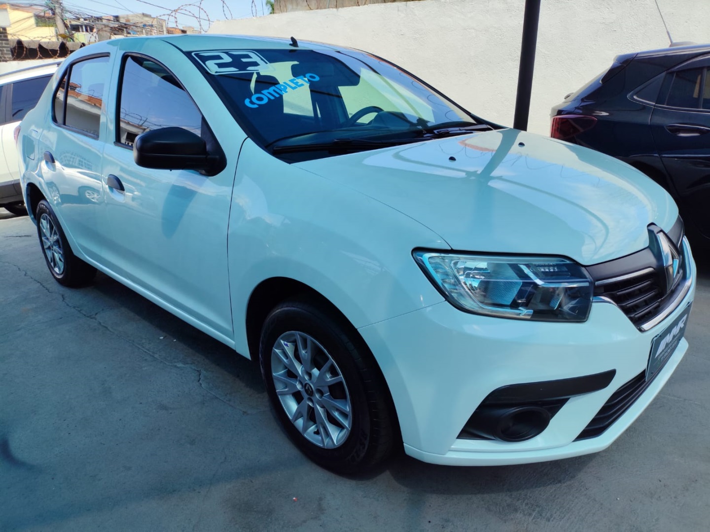 RENAULT LOGAN