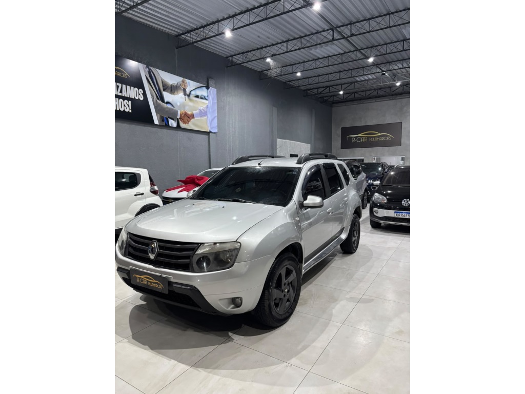 RENAULT DUSTER