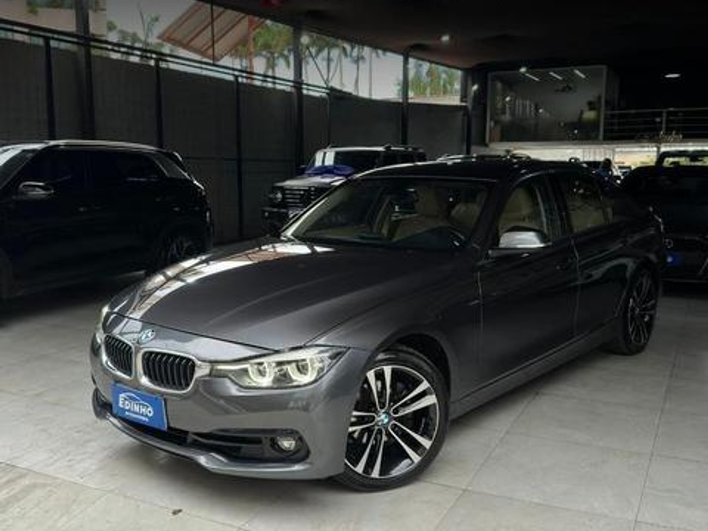 BMW 320i